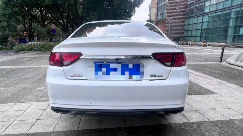 嘉兴21年吉利帝豪GL2