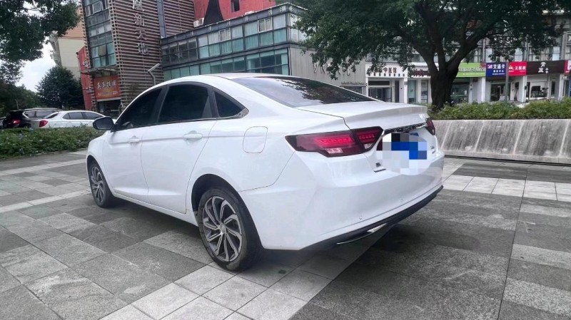 嘉兴21年吉利帝豪GL6