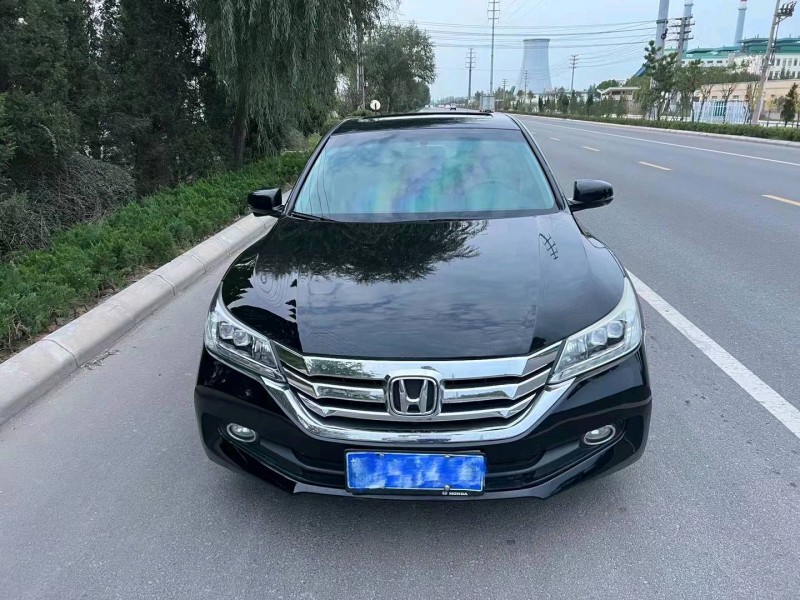 淄博14年本田雅阁1