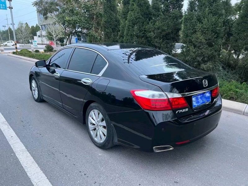 淄博14年本田雅阁9