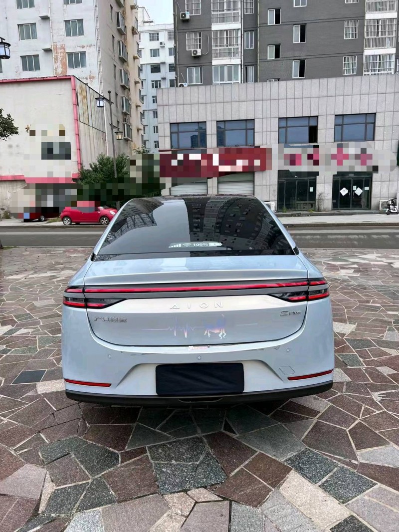 济宁23年传祺埃安S9