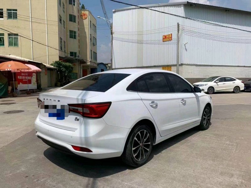 常州20年荣威i54