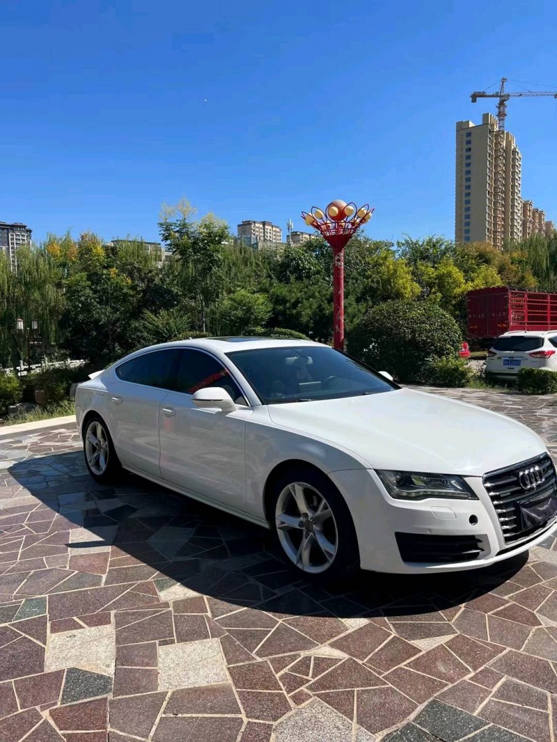 济宁15年奥迪A7L3