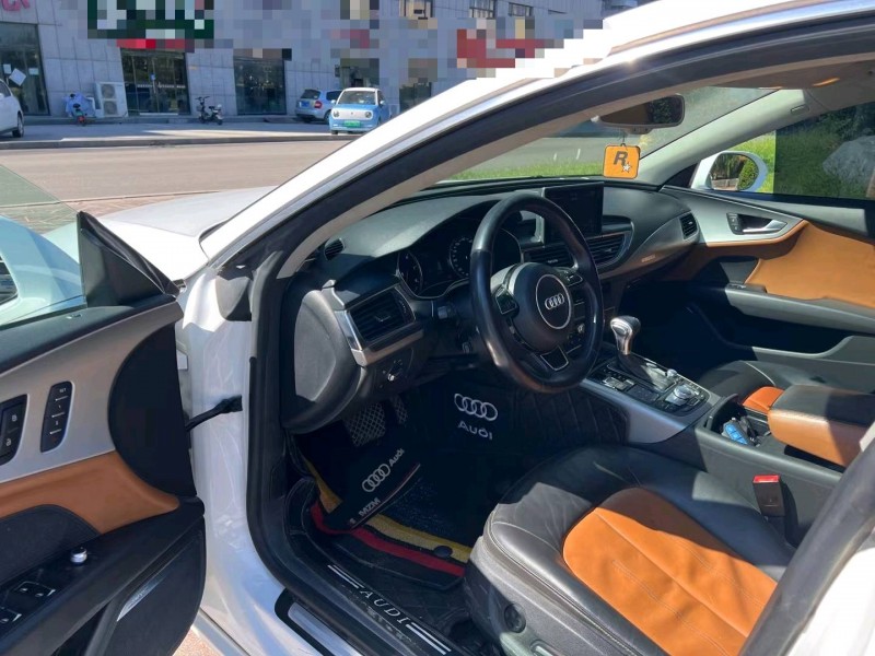 济宁15年奥迪A7L4