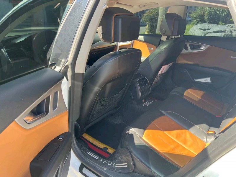 济宁15年奥迪A7L6