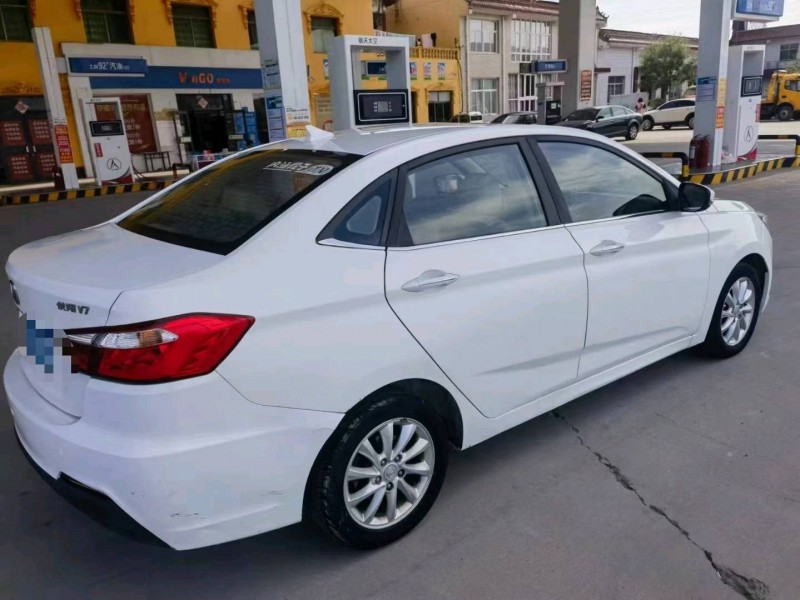 保定15年长安汽车悦翔V74