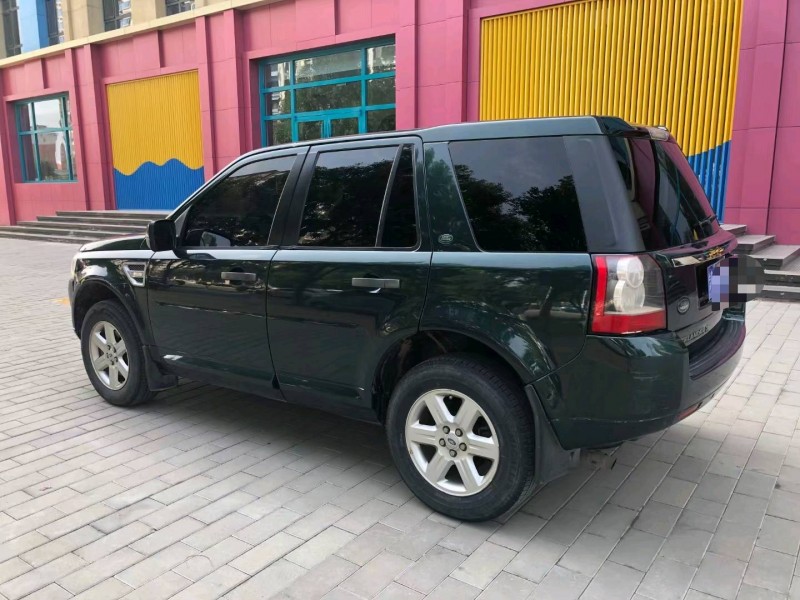 保定11年路虎发现神行8