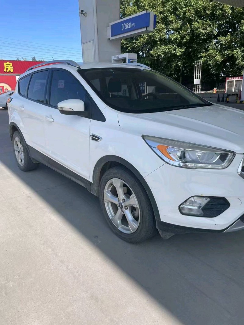 保定16年福特翼虎2