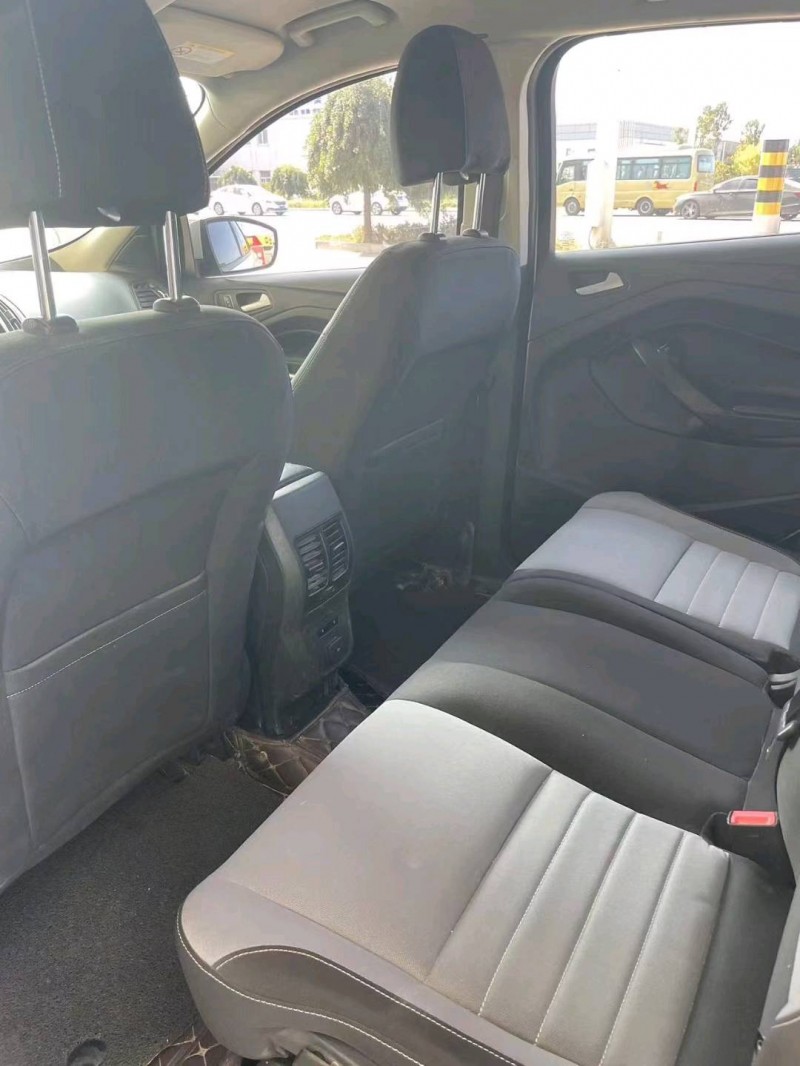 保定16年福特翼虎6