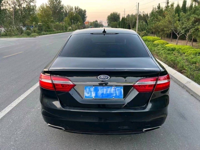 东营16年福特金牛座7