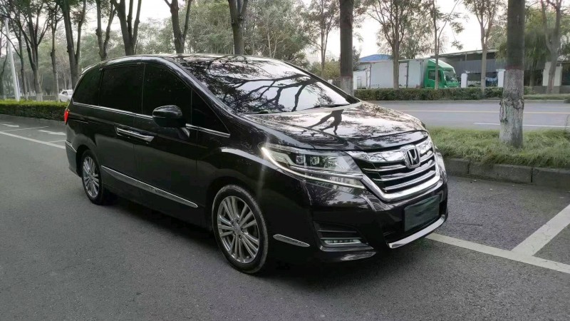 邢台17年本田艾力绅9