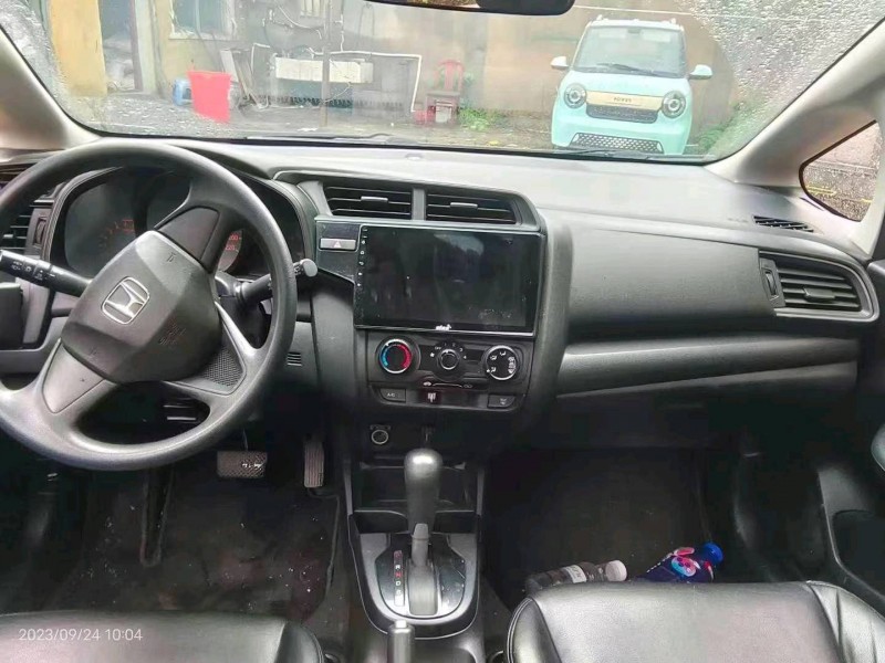 衡阳19年本田飞度8