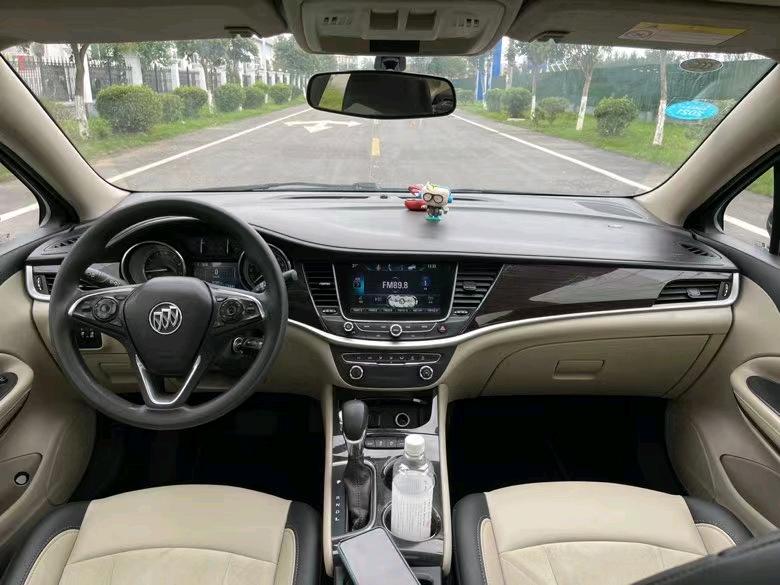 盐城18年别克威朗8