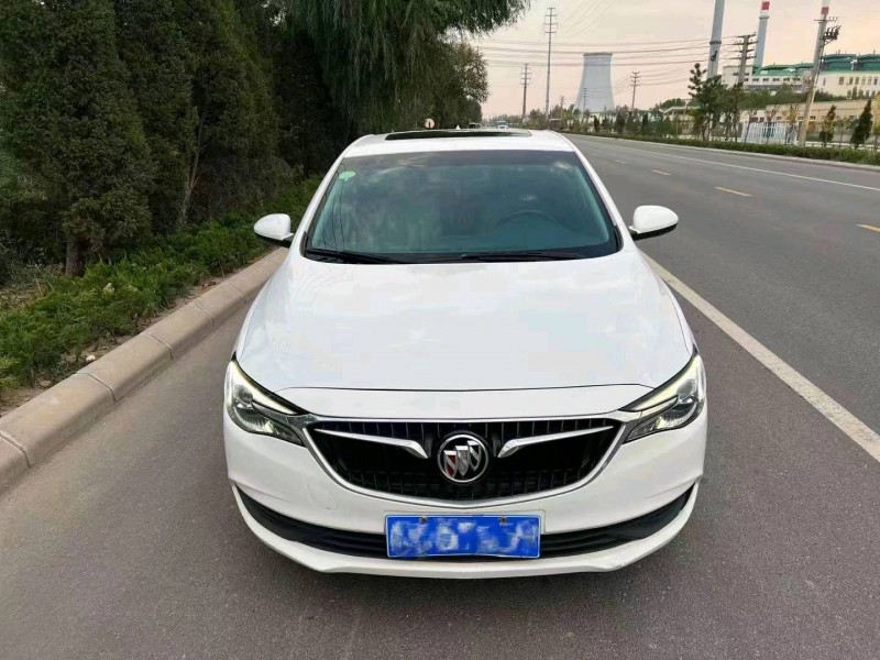 枣庄18年别克英朗1