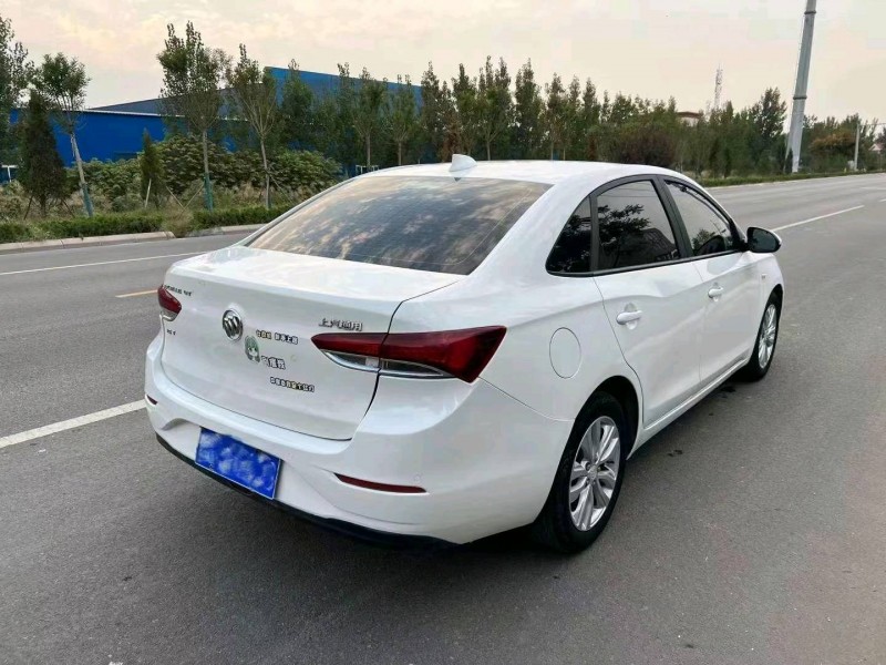 枣庄18年别克英朗4