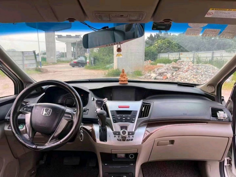 深圳13年本田奥德赛4