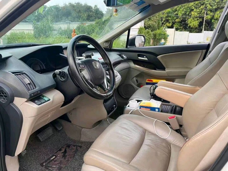 深圳13年本田奥德赛7