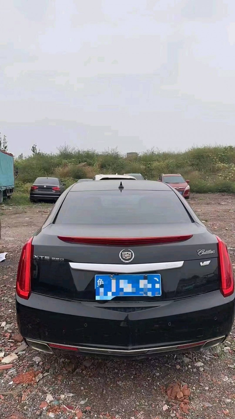 东营15年凯迪拉克XTS6