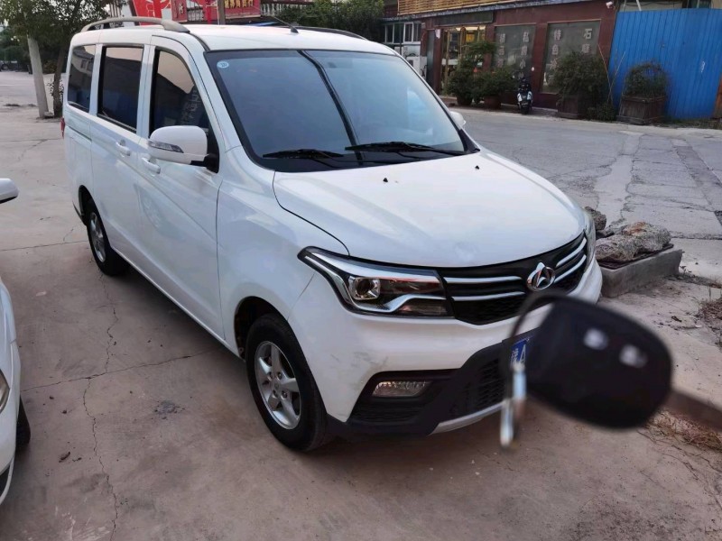 新鄉20年長安汽車歐尚2