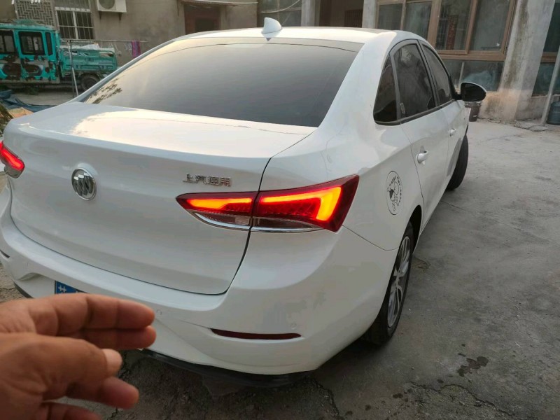 常州19年别克英朗7