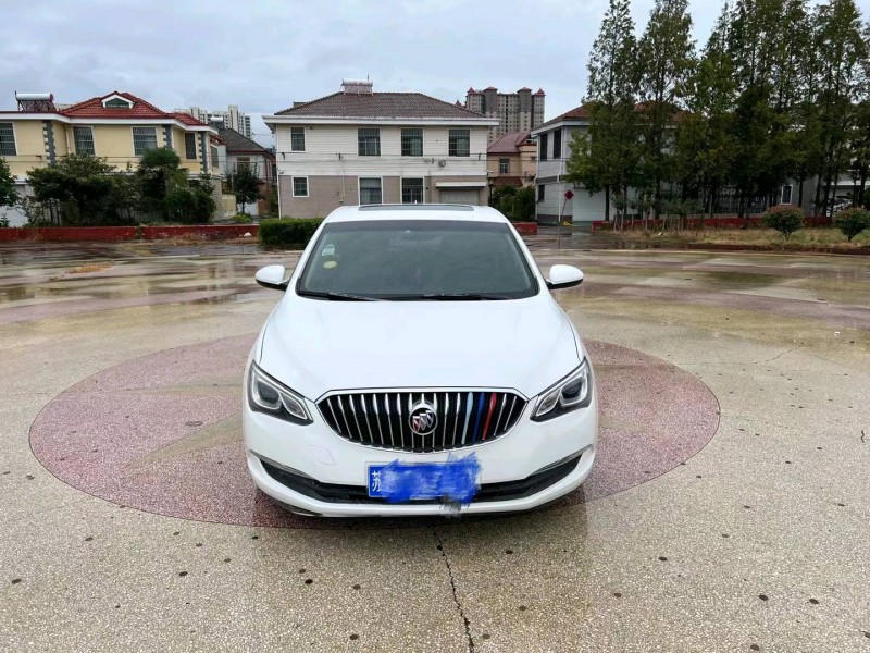 常州17年别克英朗1