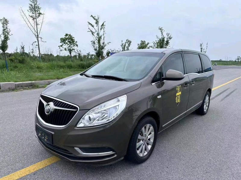 盐城17年别克GL82