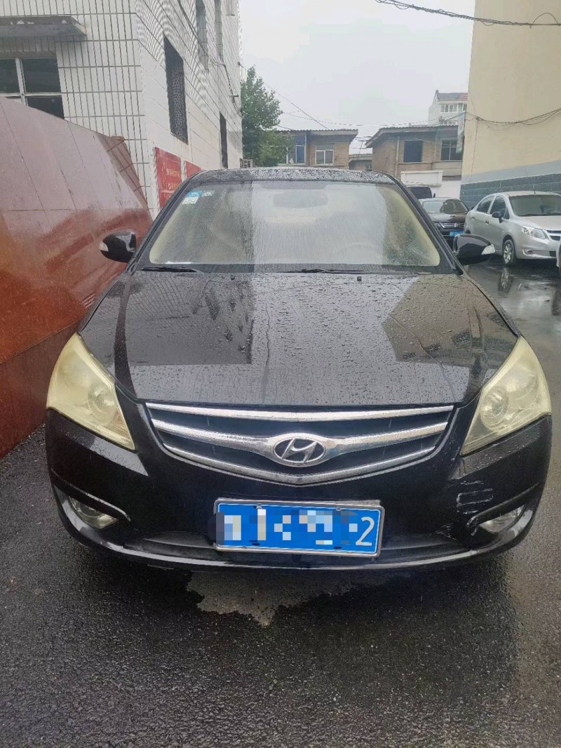 保定11年现代悦动1