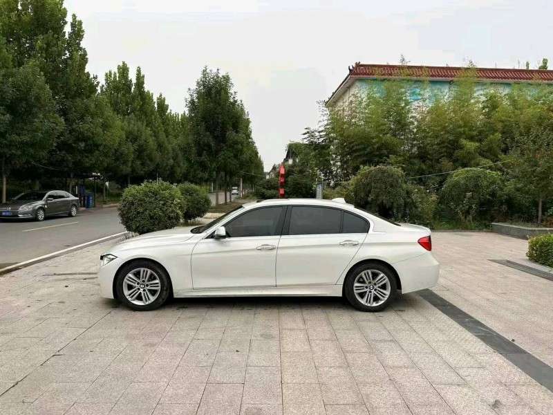 枣庄13年宝马3系9