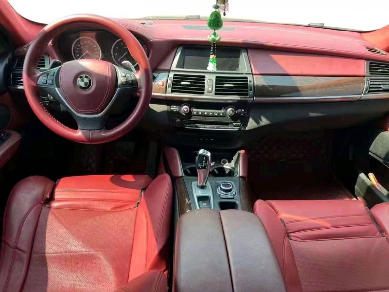 济宁13年宝马X65