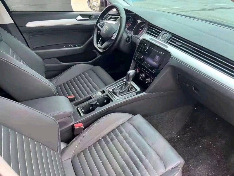 济宁21年大众迈腾5