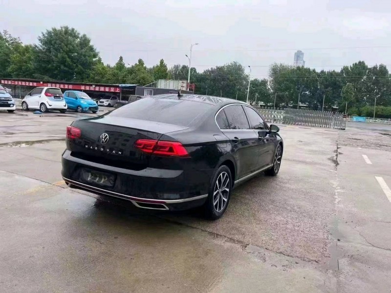 济宁21年大众迈腾8