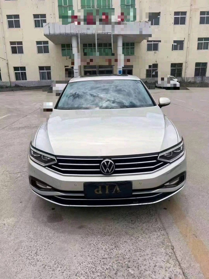 济宁22年大众迈腾1