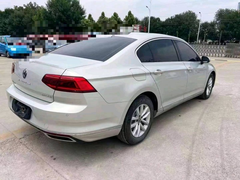 济宁22年大众迈腾7