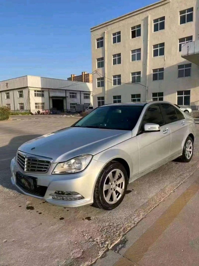 济宁13年奔驰C3