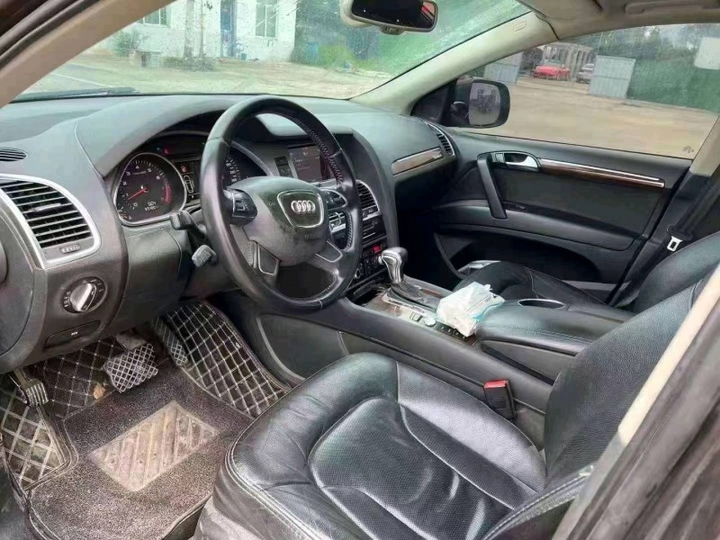 济宁13年奥迪Q74