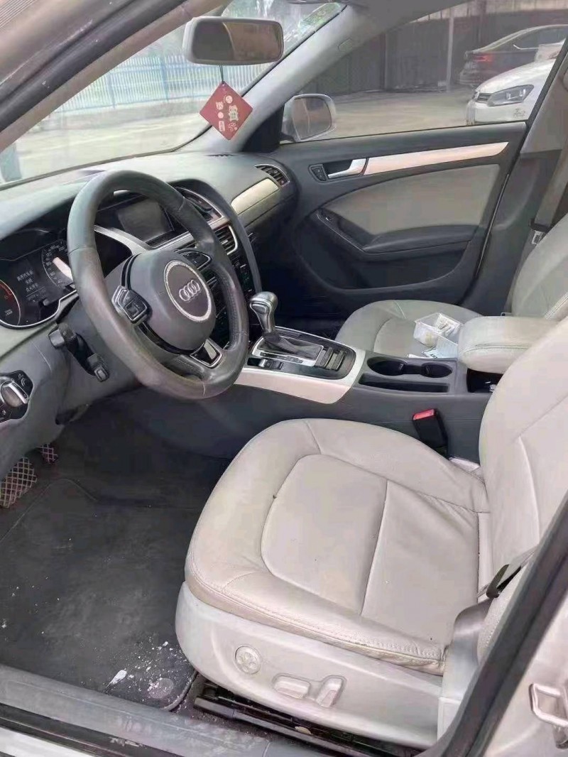 济宁12年奥迪A4L5