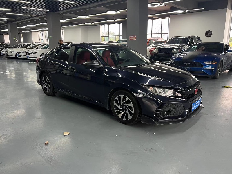 苏州18年本田思域2