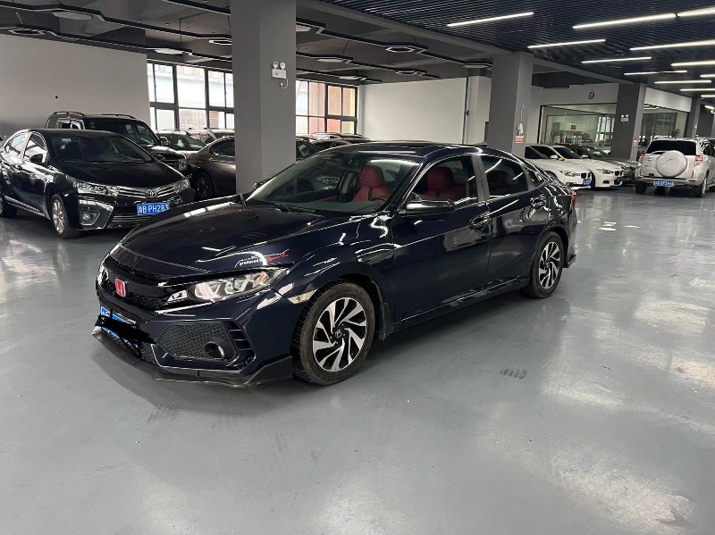 苏州18年本田思域3