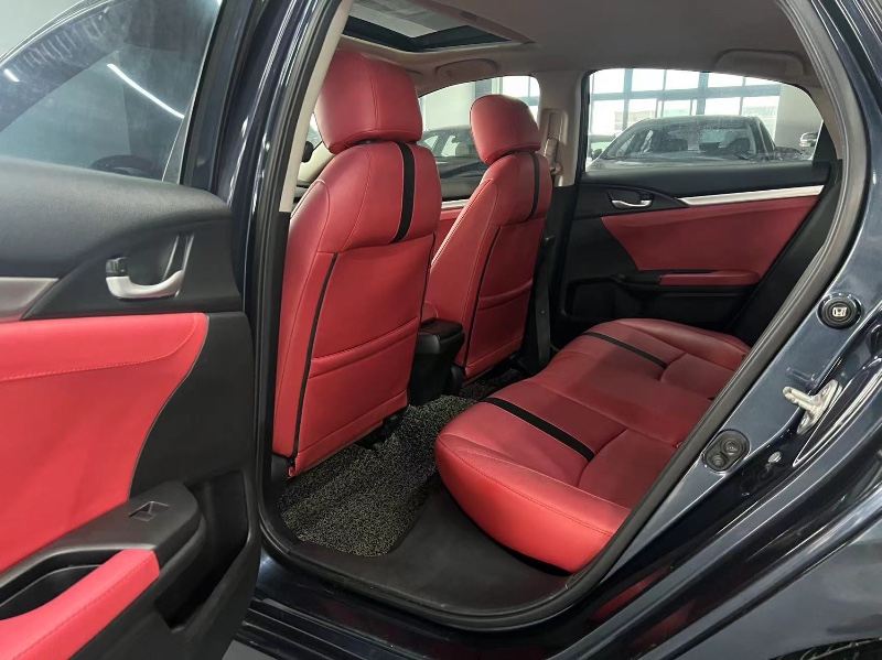 苏州18年本田思域5