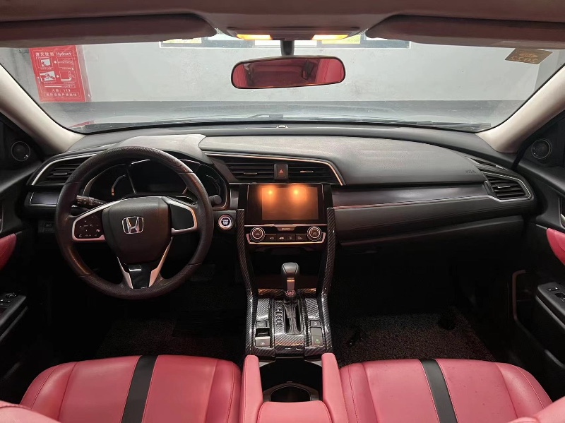 苏州18年本田思域6