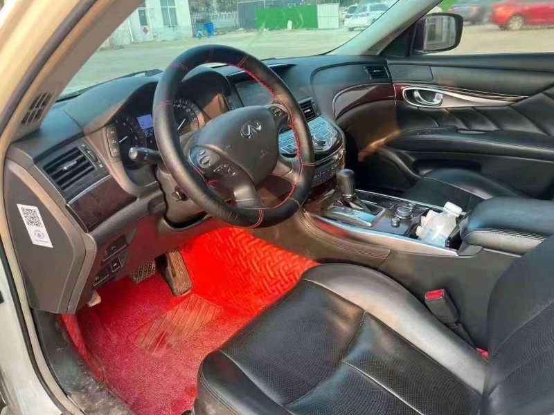 济宁15年英菲尼迪Q707