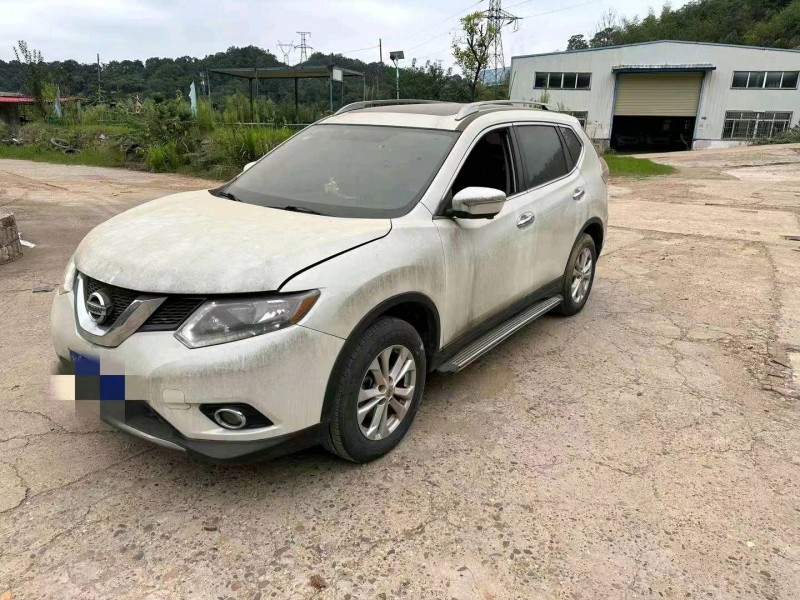 湘潭17年日產奇駿2