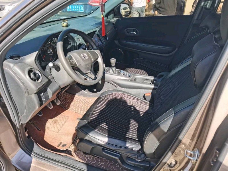 保定16年本田XRV4