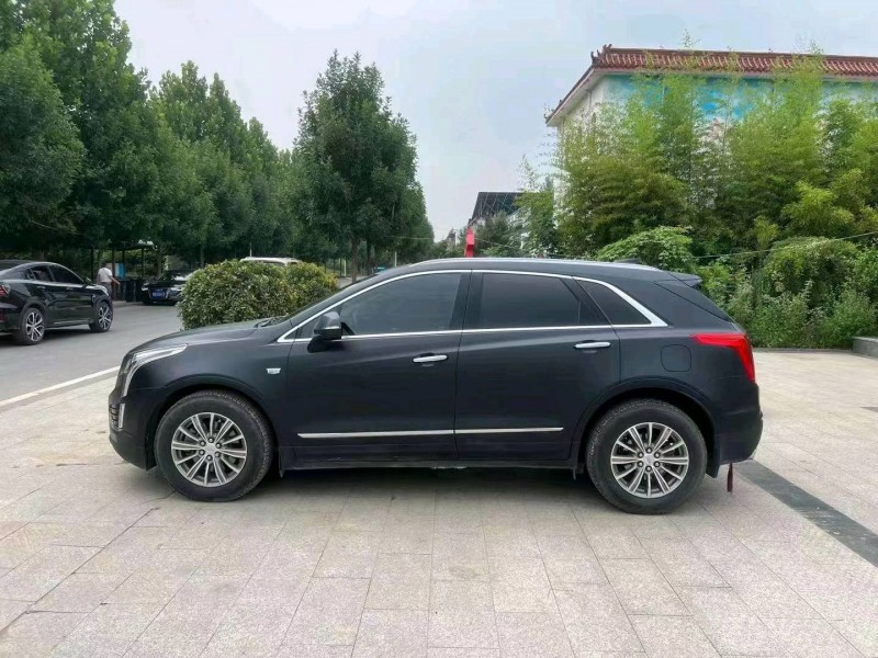 枣庄16年凯迪拉克XT59