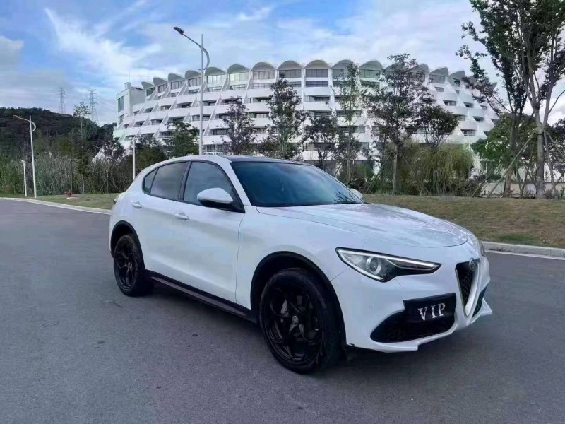 臺州19年阿爾法·羅密歐Stelvio2
