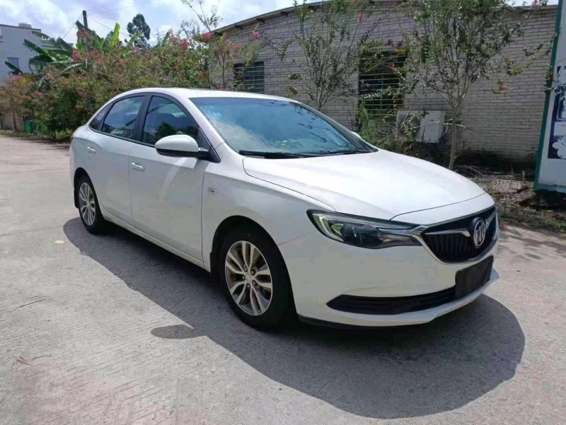 深圳18年别克英朗2