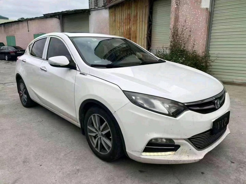 珠海17年长安汽车逸动2