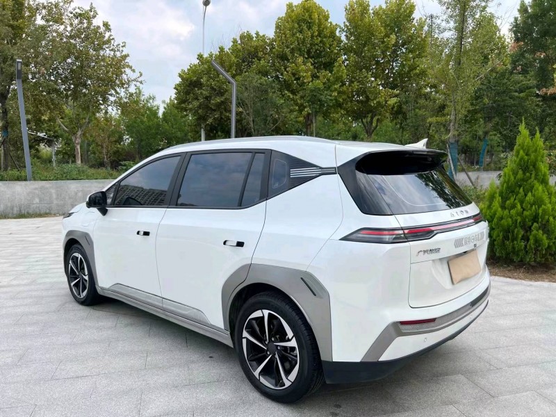 济南22年传祺埃安Y9