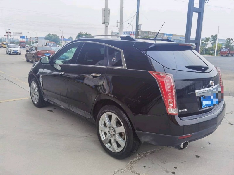 保定11年凯迪拉克SRX7
