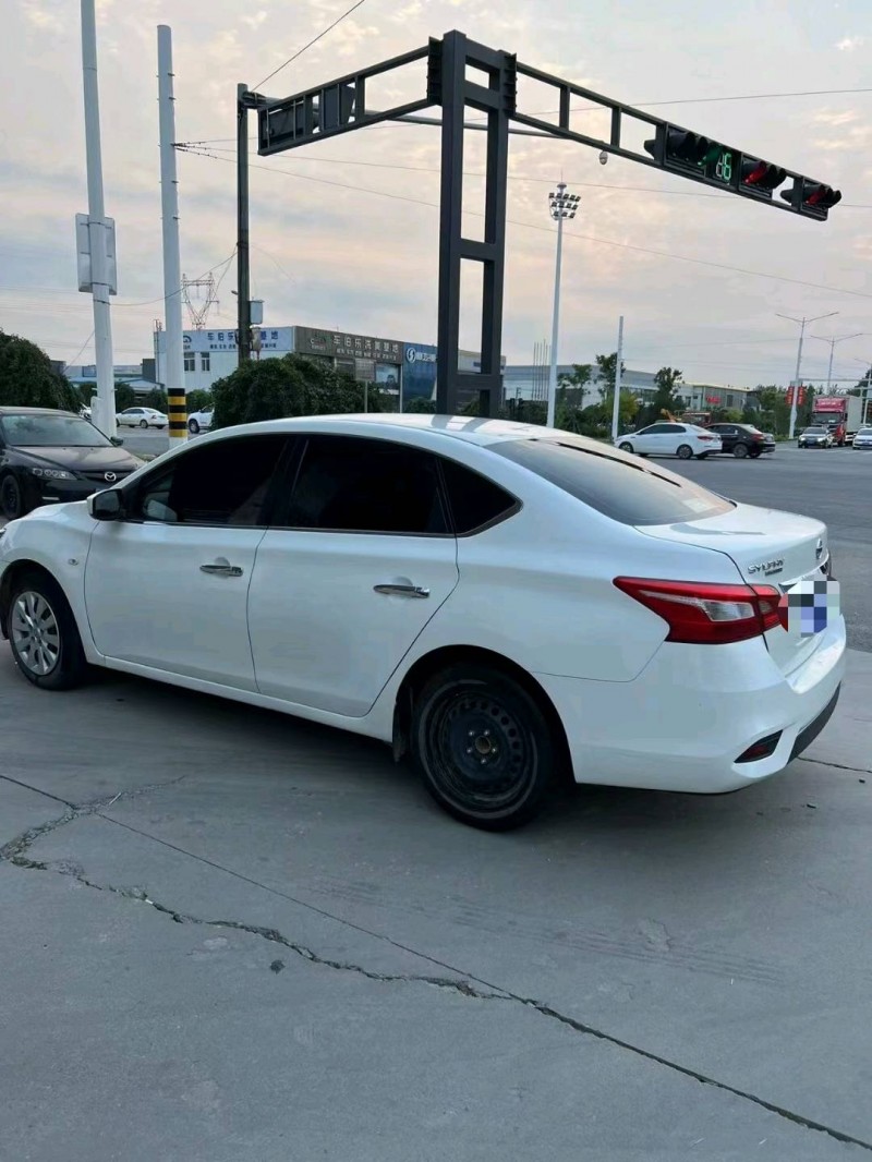 保定20年日产轩逸5